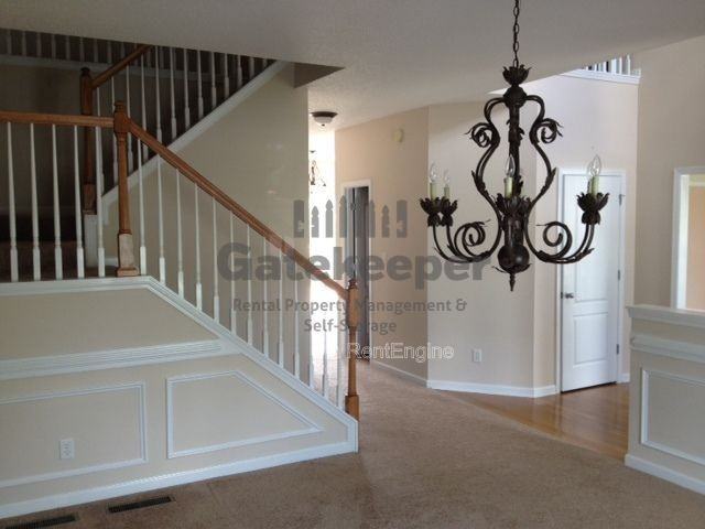 309 Hambrick Park - Photo 3 of 22