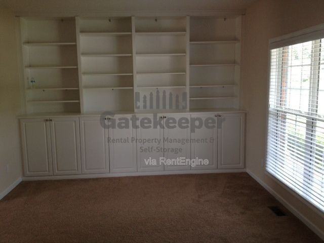309 Hambrick Park - Photo 5 of 22
