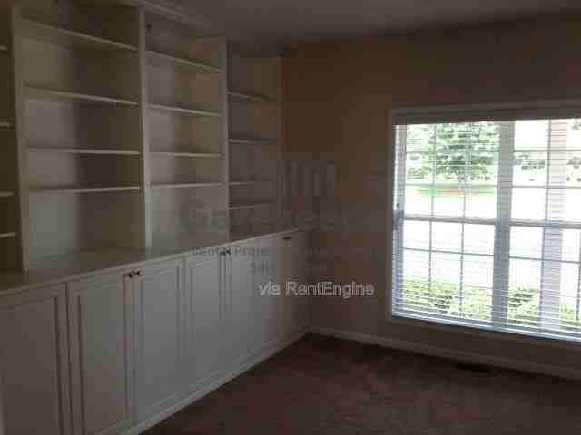 309 Hambrick Park - Photo 6 of 22