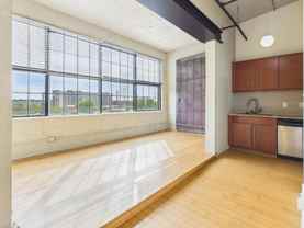 815 Perry St #319 - Photo 1 of 1