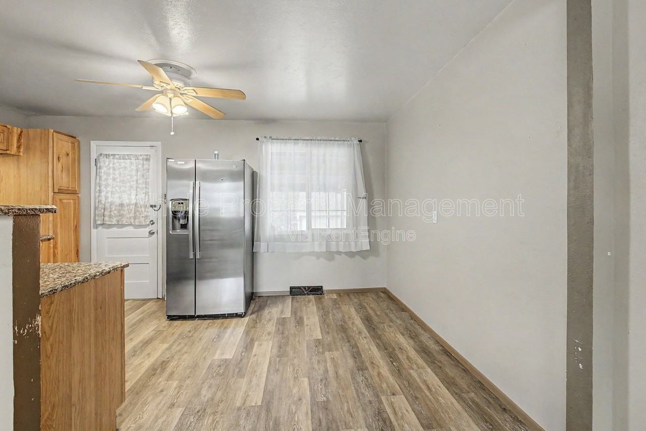 4204 Hoyt St - Photo 6 of 28