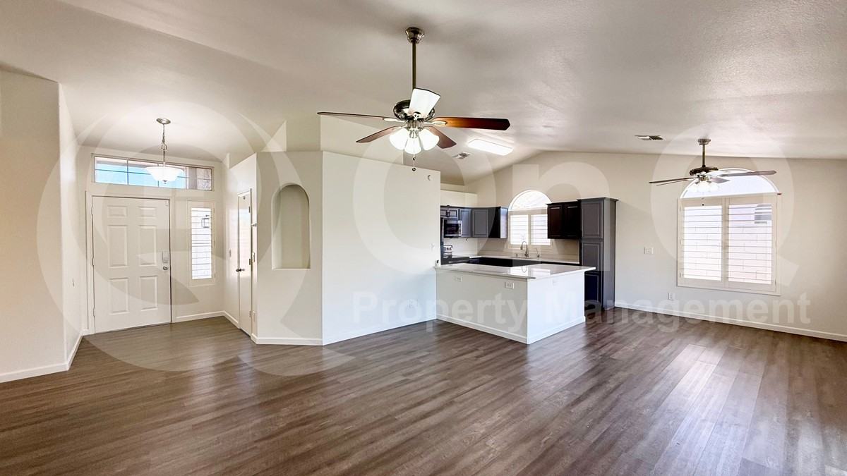 1581 W Butler Dr - Photo 5 of 19