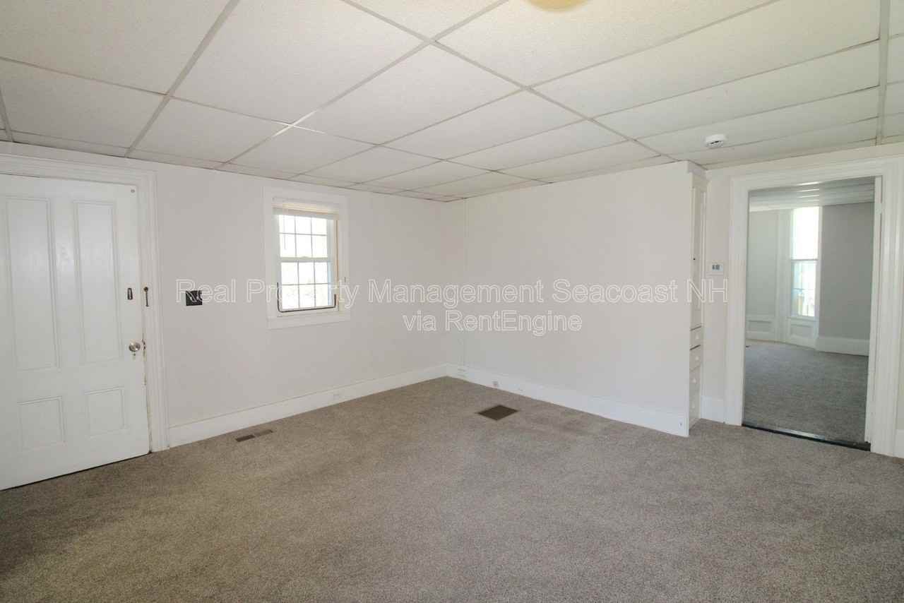 40 Grove St #2 - Photo 5 of 18