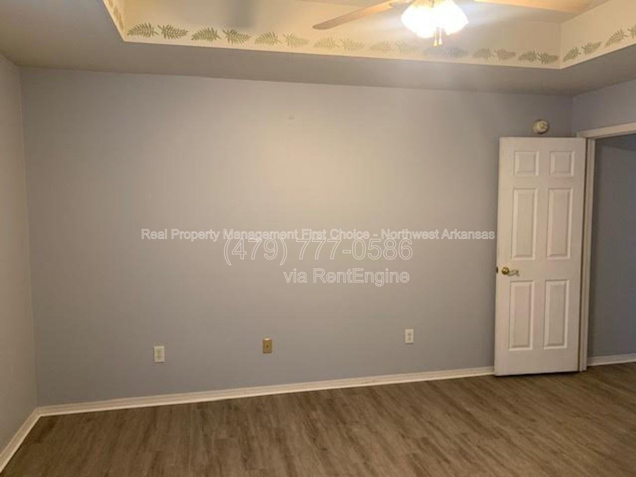 890 Sunflower St - Photo 5 of 16