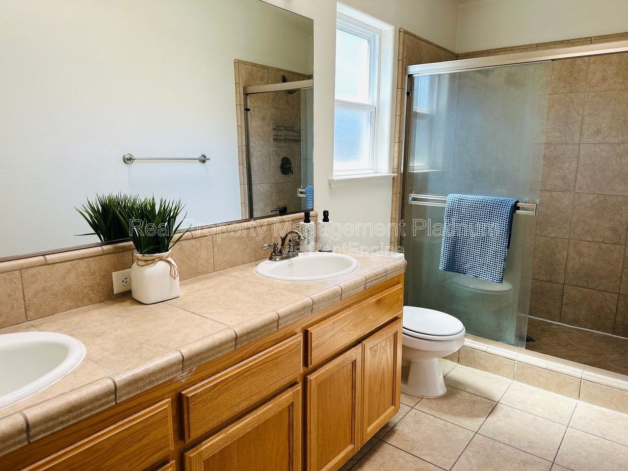 228 River Pt - Photo 6 of 18