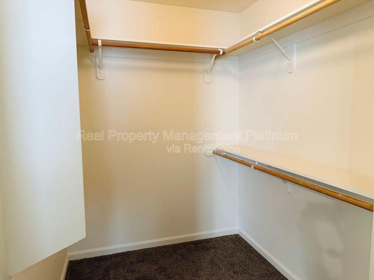 228 River Pt - Photo 7 of 18