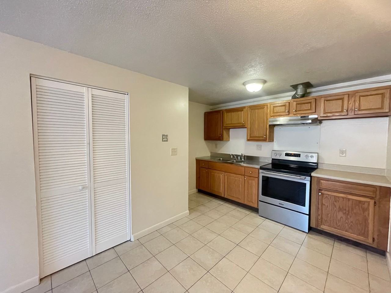 181 Loudon Rd #202 - Photo 4 of 20