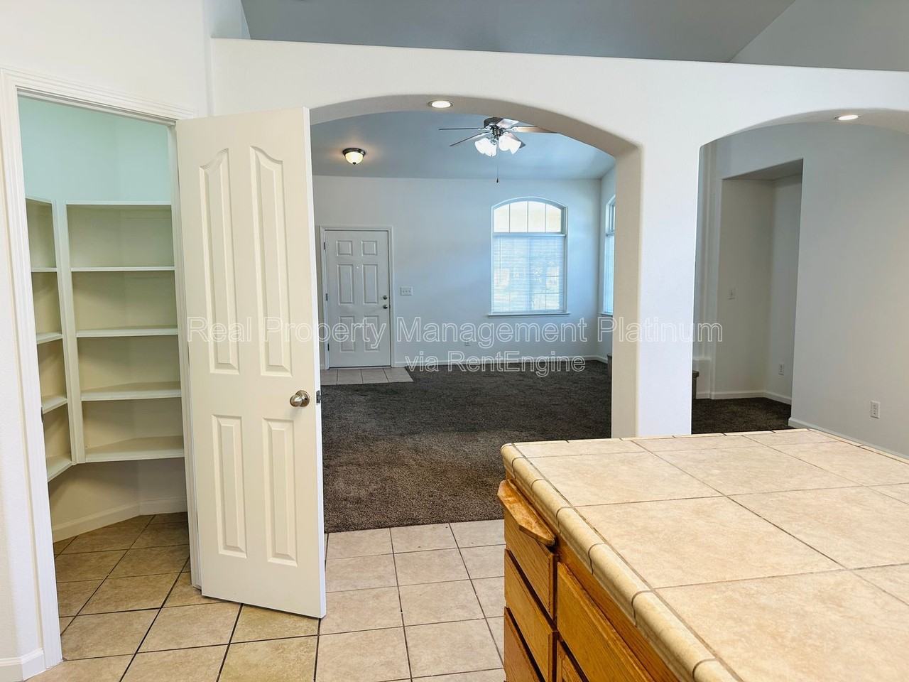 220 River Pt - Photo 4 of 25