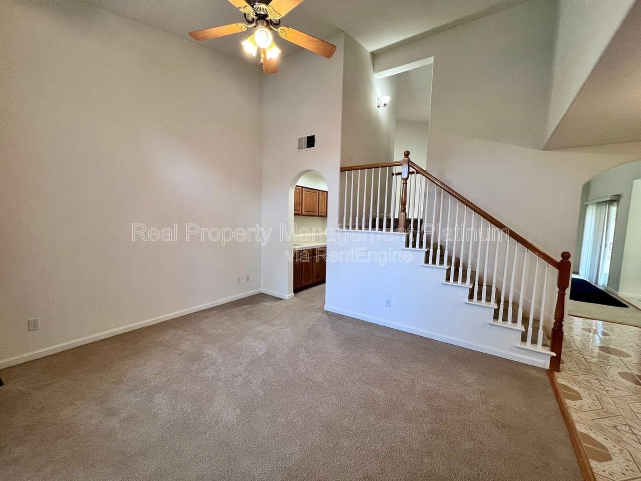 5460 W Ashcroft Ave - Photo 6 of 23