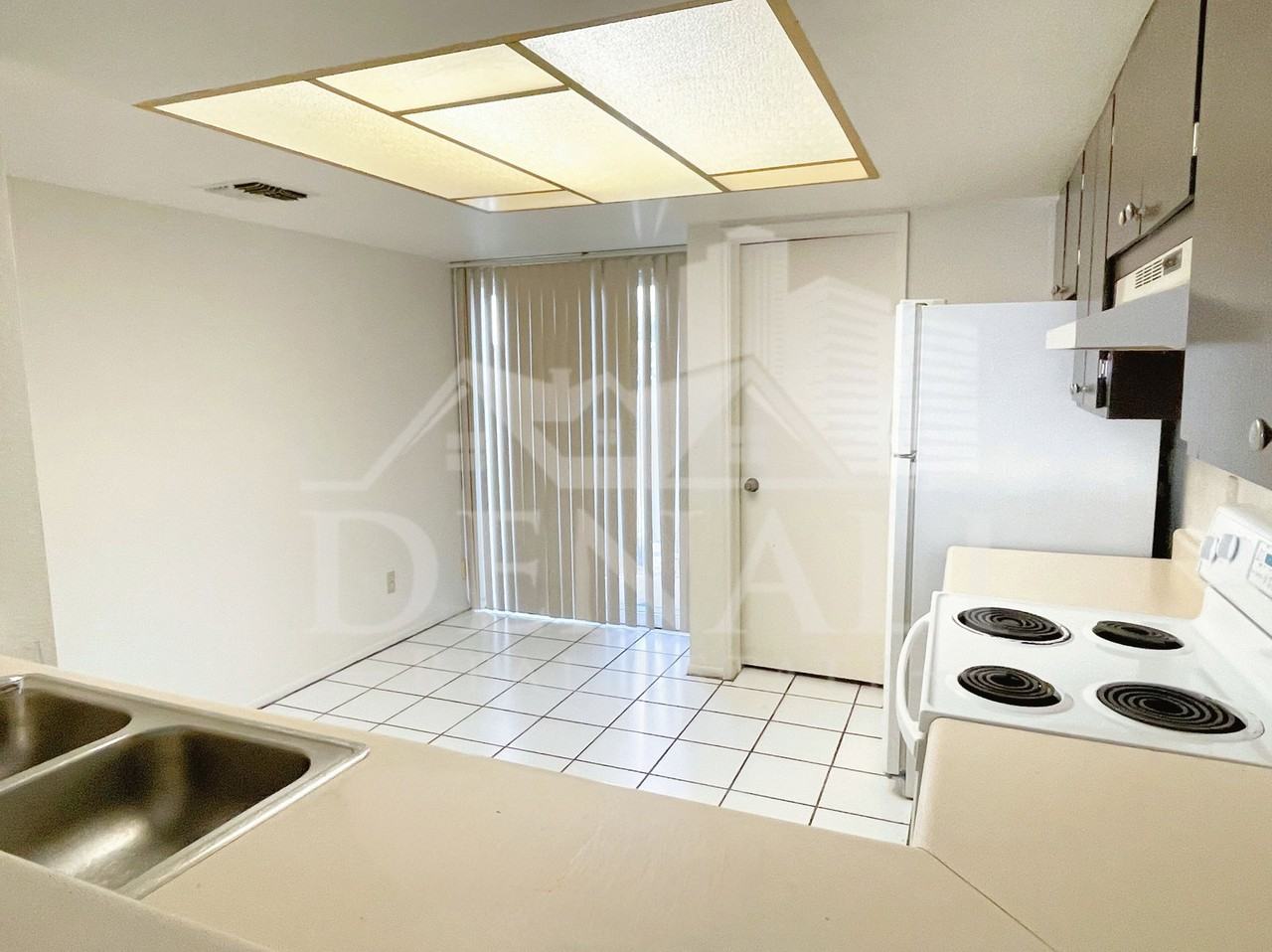 19601 N 7th St #1008 - Photo 3 of 22