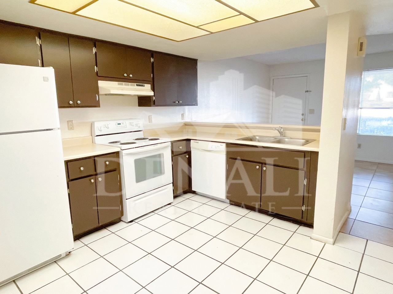 19601 N 7th St #1008 - Photo 5 of 22