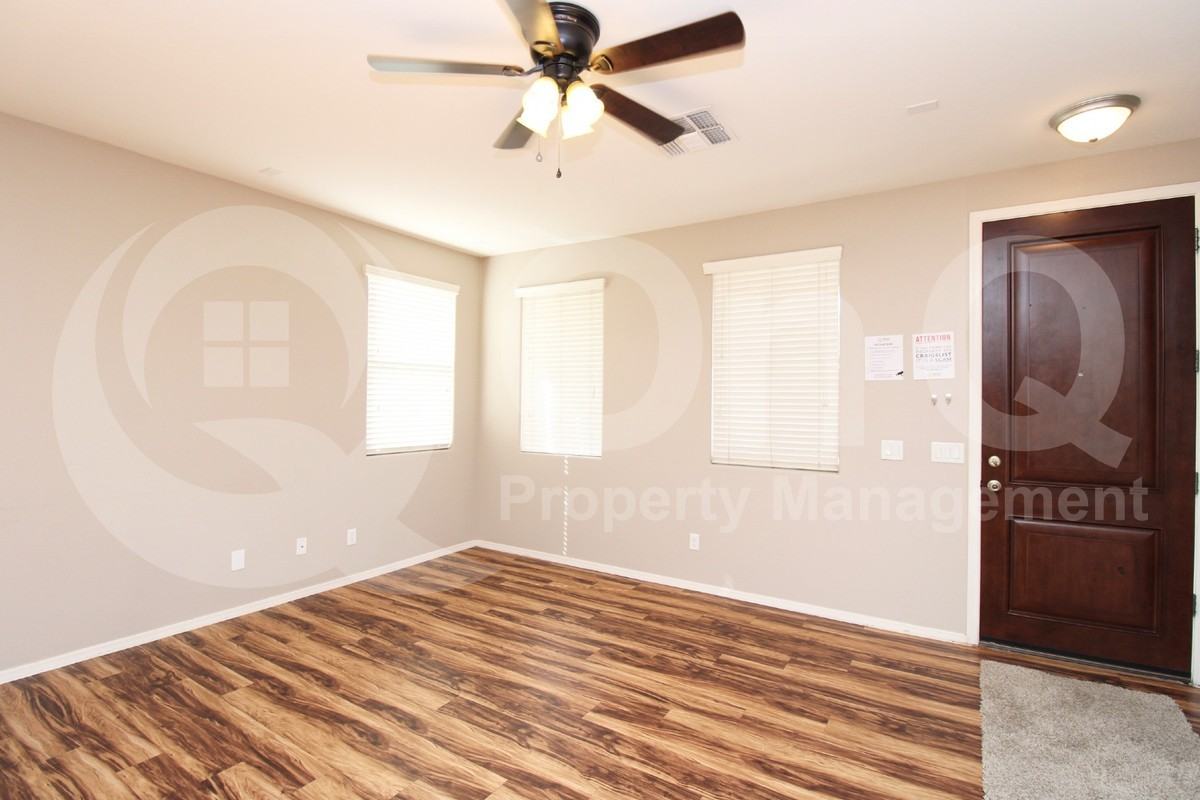 10031 E Impala Ave - Photo 5 of 16