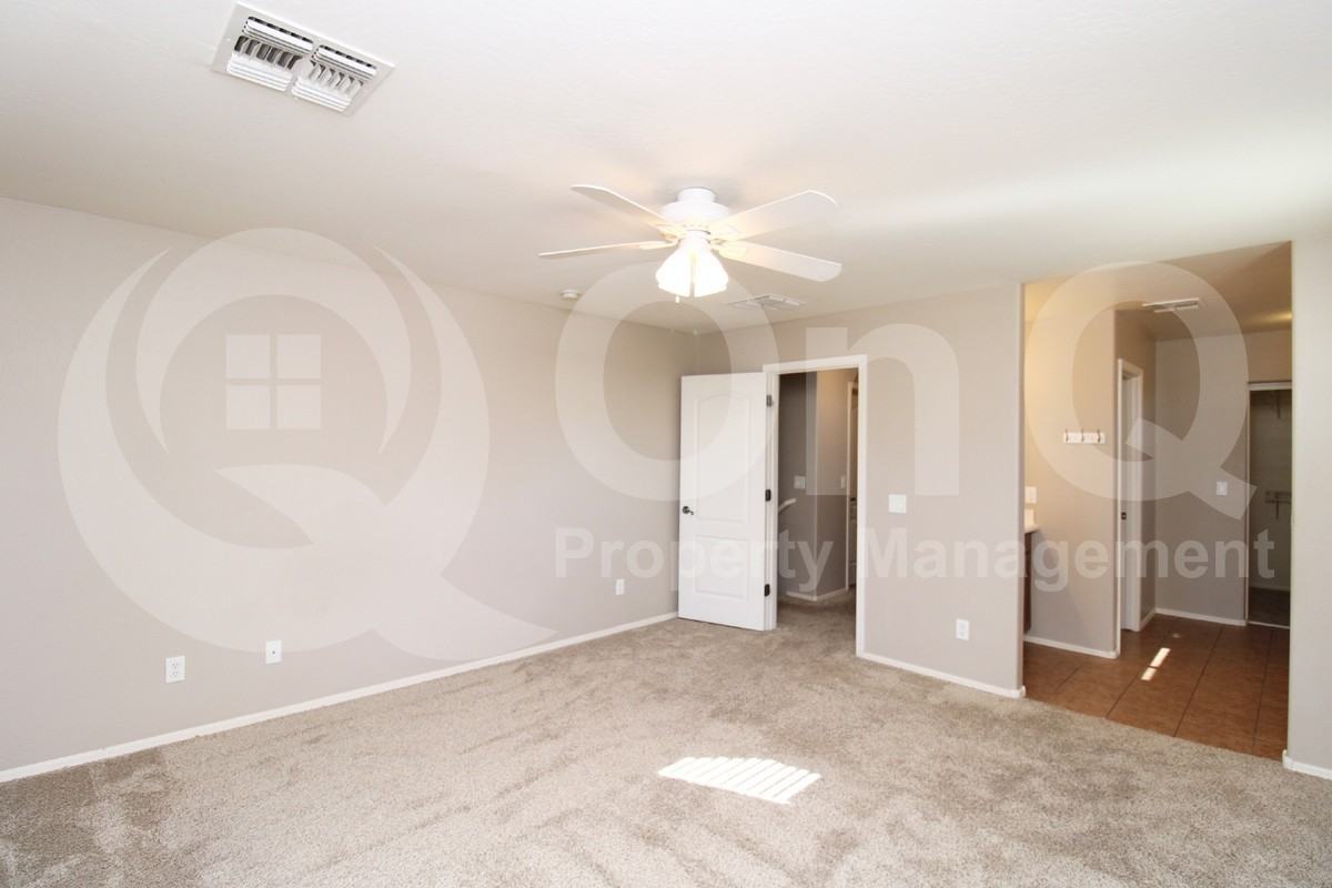 10031 E Impala Ave - Photo 6 of 16