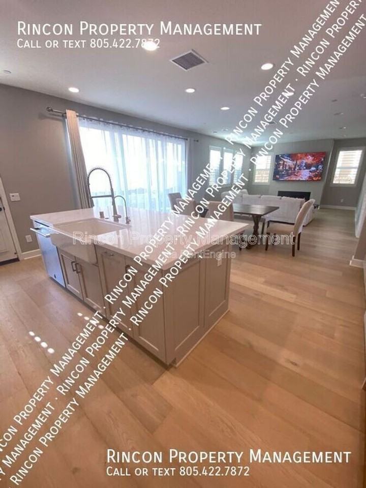 97 S Nevada Ave - Photo 2 of 50