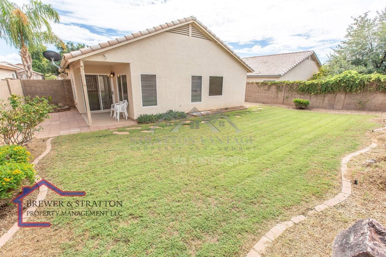 4962 E Holmes Ave - Photo 7 of 40