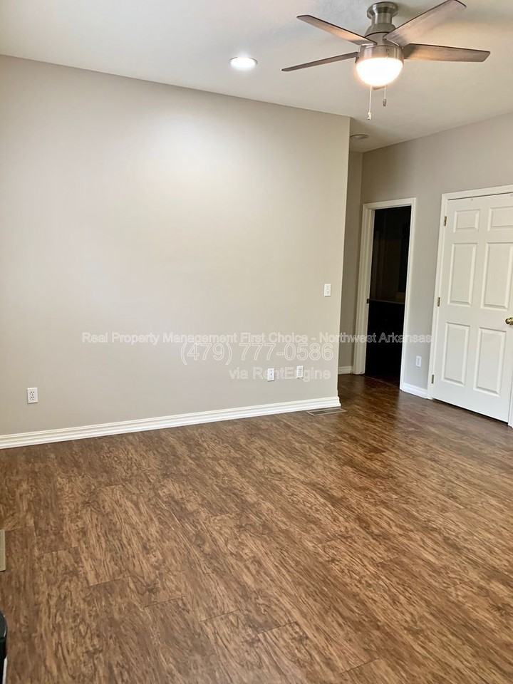 1 Watkins Way #51B - Photo 5 of 11