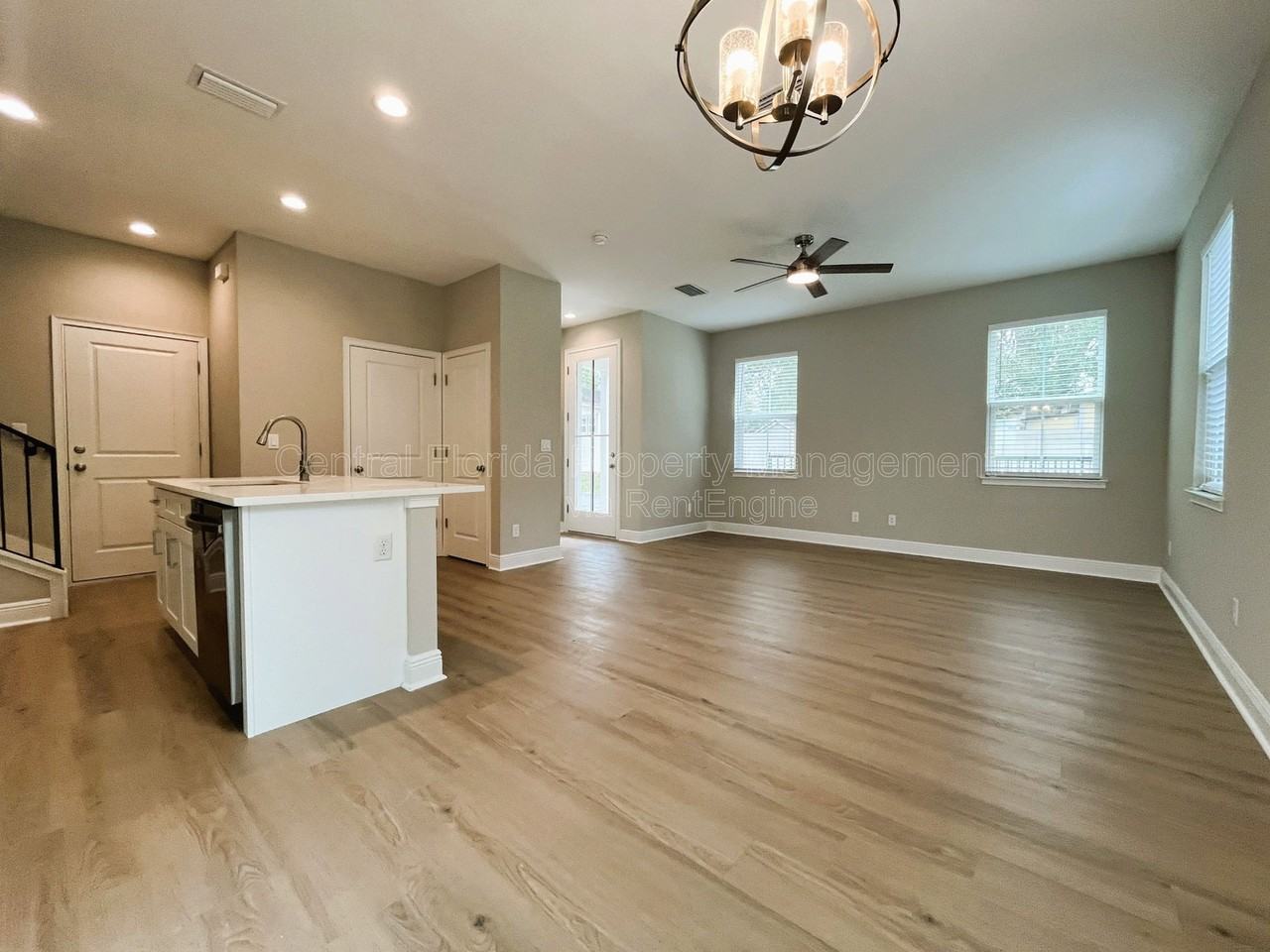 2238 S Bumby Ave #160 - Photo 7 of 29