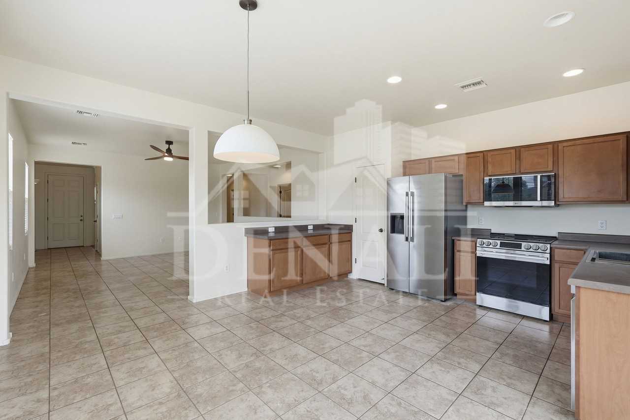 584 N Highlands Grove Ln - Photo 6 of 28