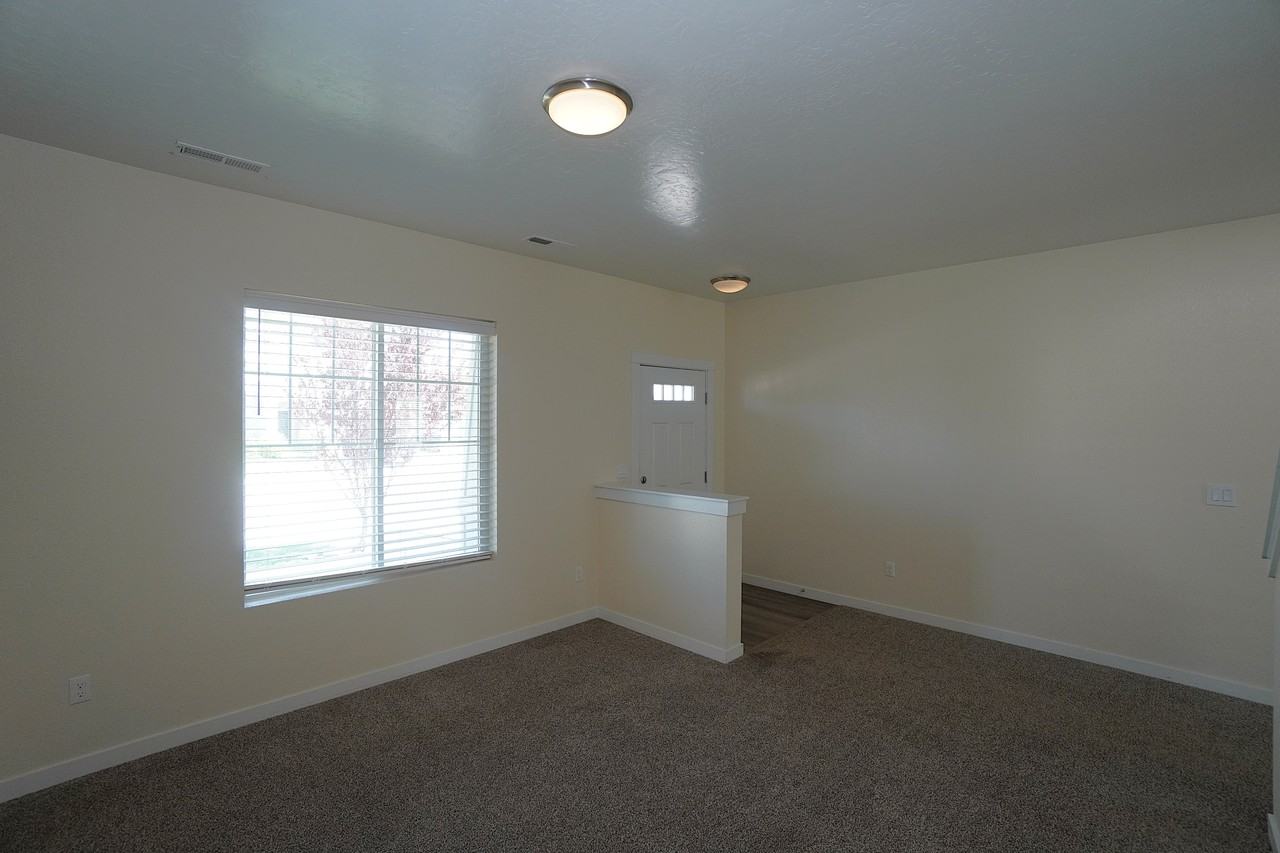 3061 W Silver River St #1 - Photo 3 of 27