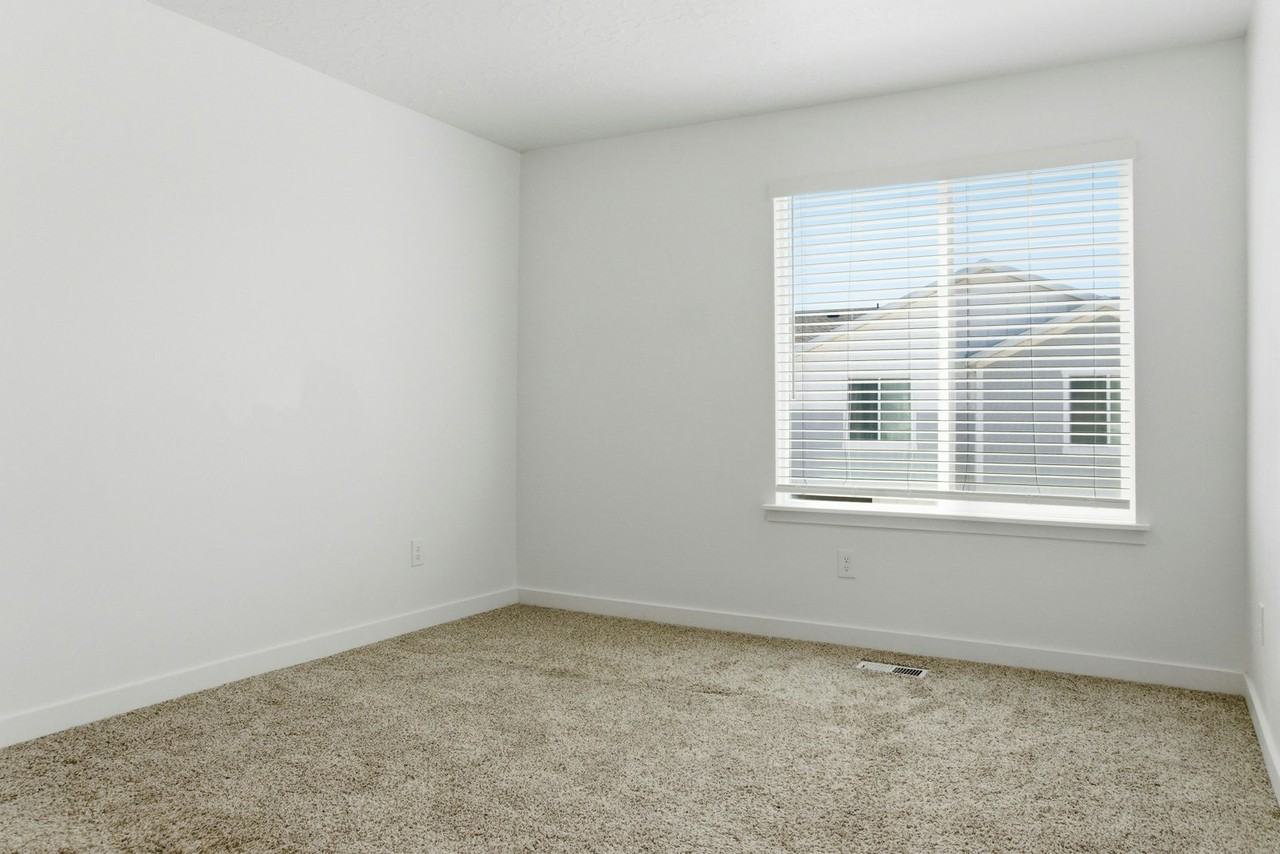 4208 West Camp Floyd Court - Photo 6 of 12