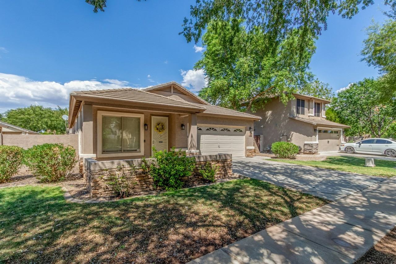 3680 East Linda Lane - Photo 3 of 30