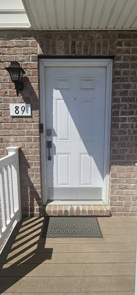 89 Salerno Dr - Photo 6 of 43