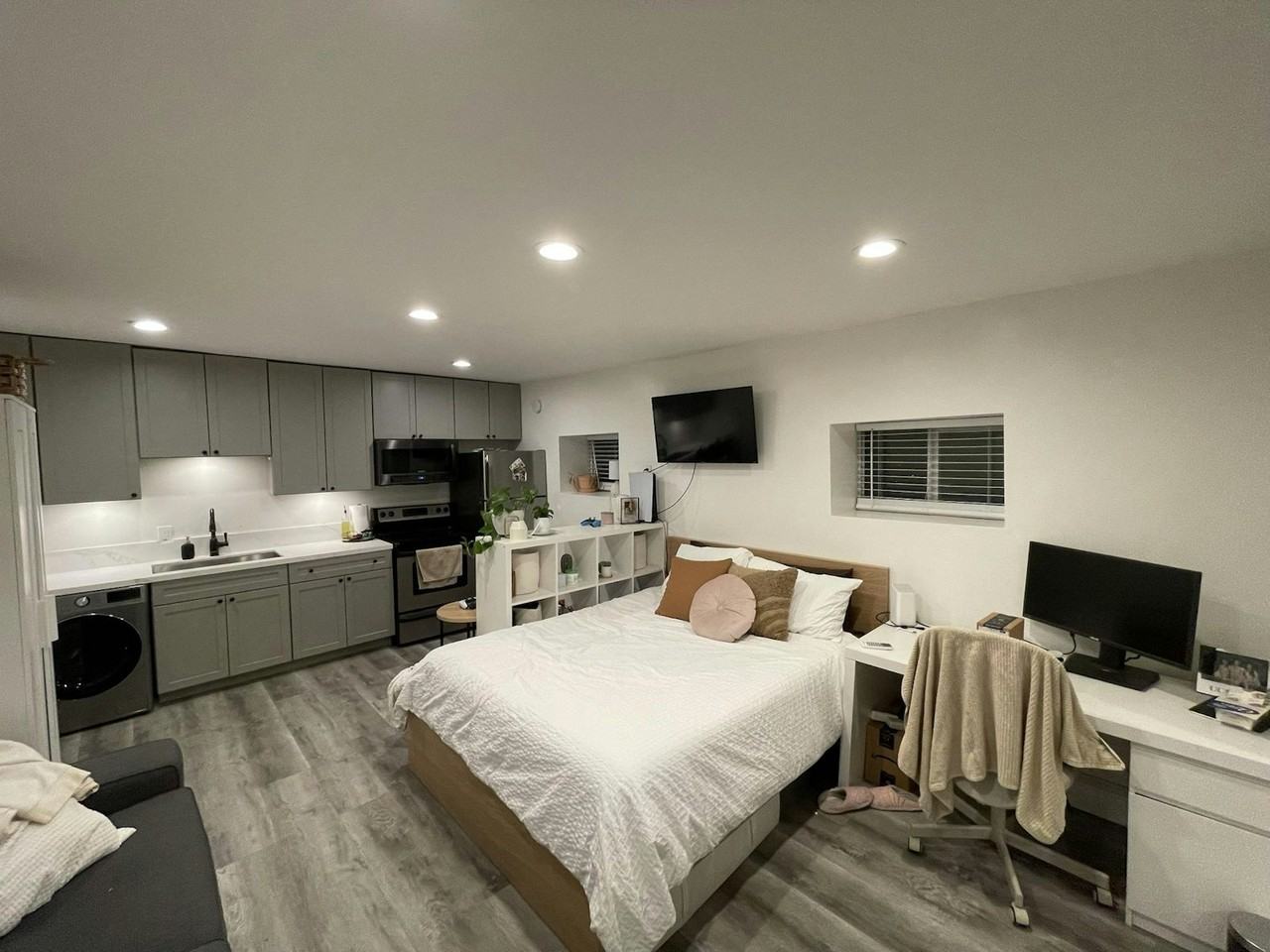 4521 Westview Drive, Unit #1 - Photo 7 of 23