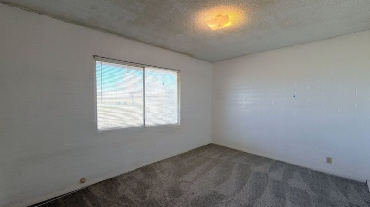21225 Wigwam Rd, Unit 2 - Photo 5 of 14