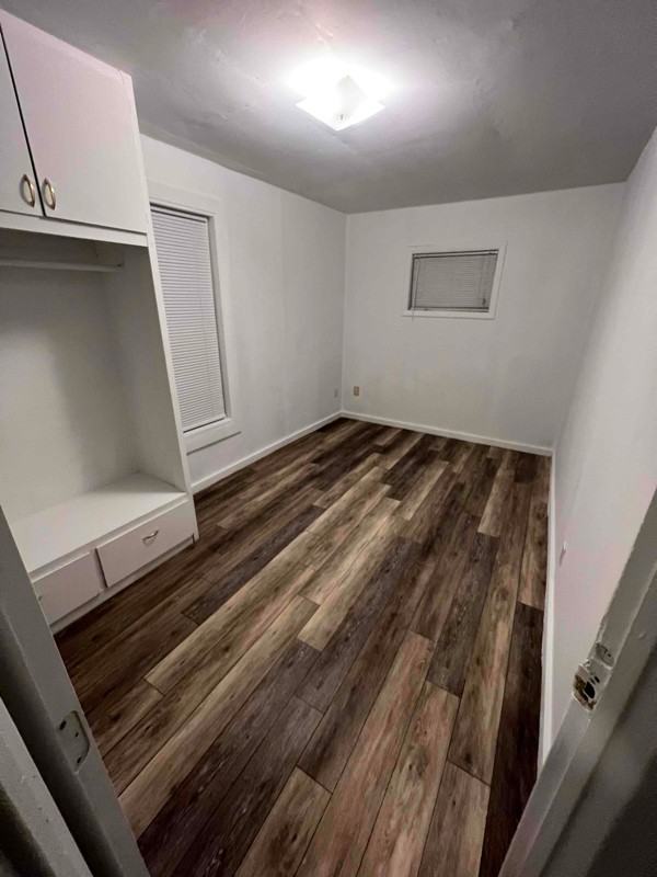 301 N Railroad Ave - Photo 5 of 17