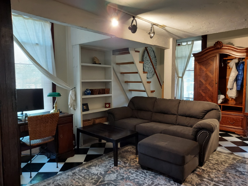 334 E Mulberry St #1 - Photo 6 of 16