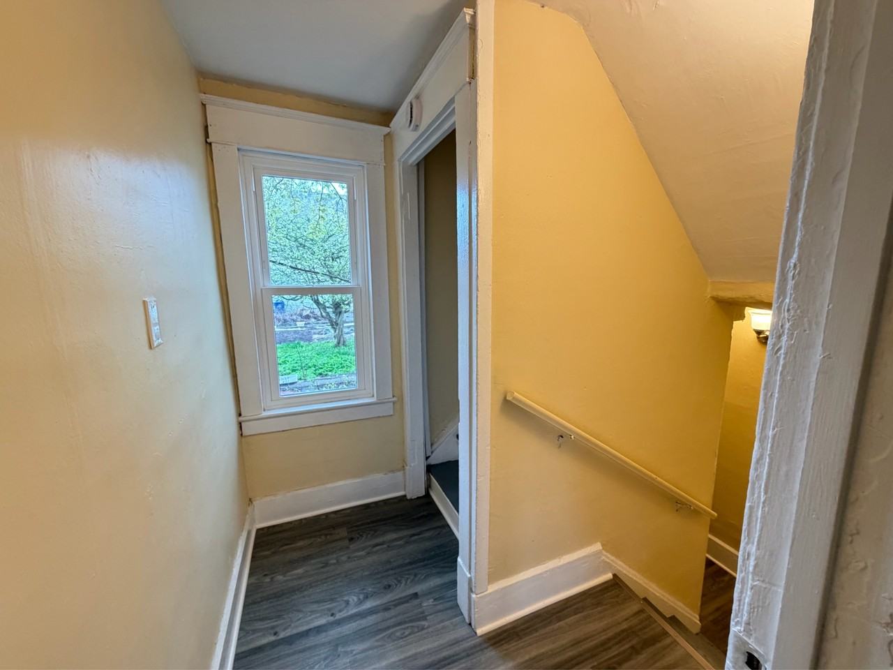 125 Edison Avenue - Carriage House - Photo 7 of 18