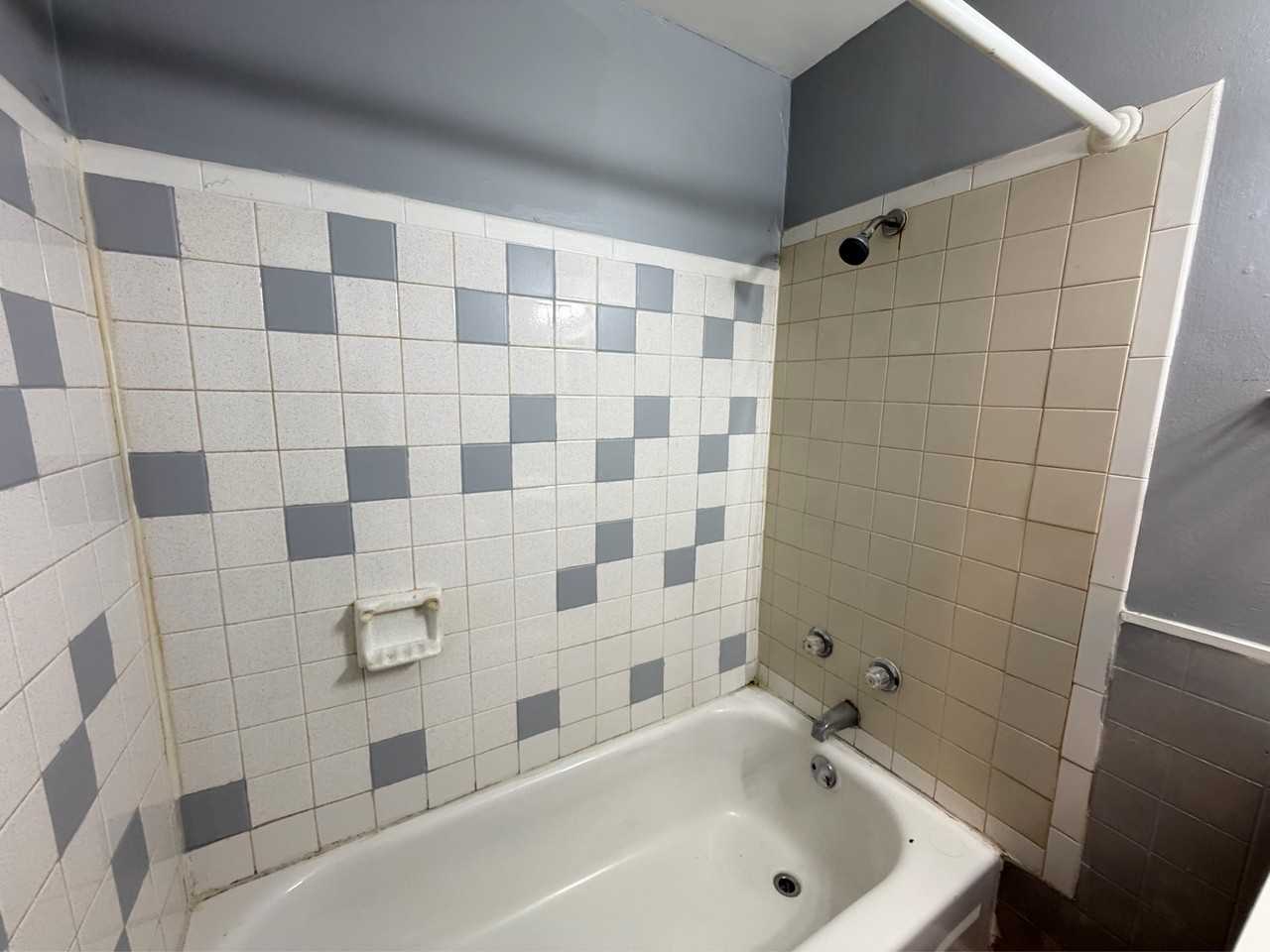 111 Southside Parkway - Back House Lower - Photo 7 of 9