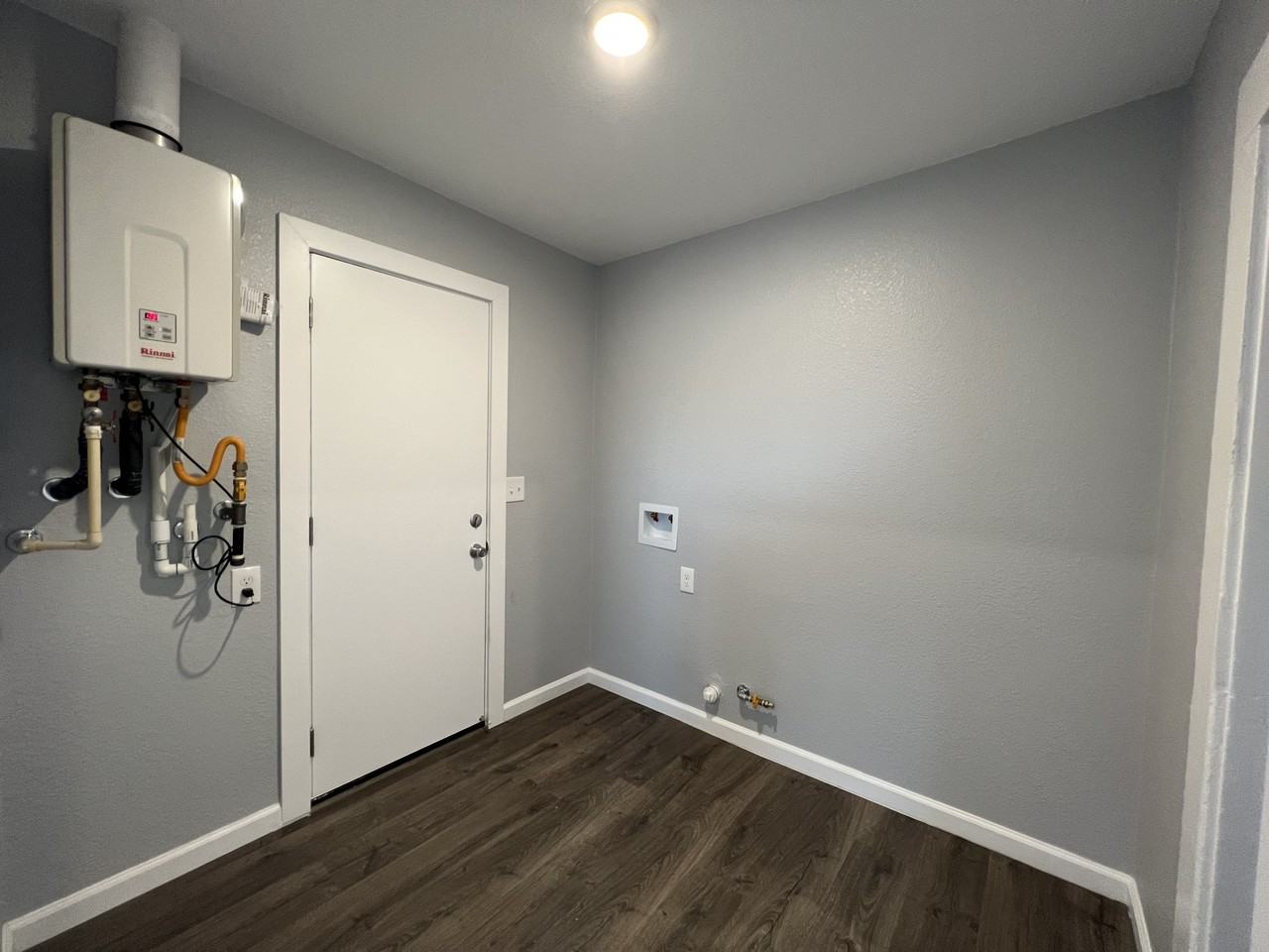 R&B: 28994 Road 168 #1 - Photo 5 of 10