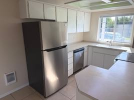 featured image of 4334 Ward Pl Ne #1