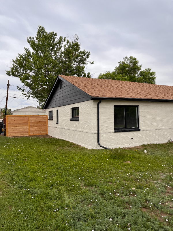 709 Ursula St - Photo 4 of 16