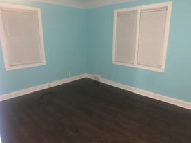 527 Pearl Harbor St - Photo 1 of 1