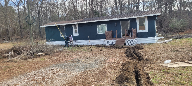 1173 Joe Louis Blvd - Photo 2 of 2