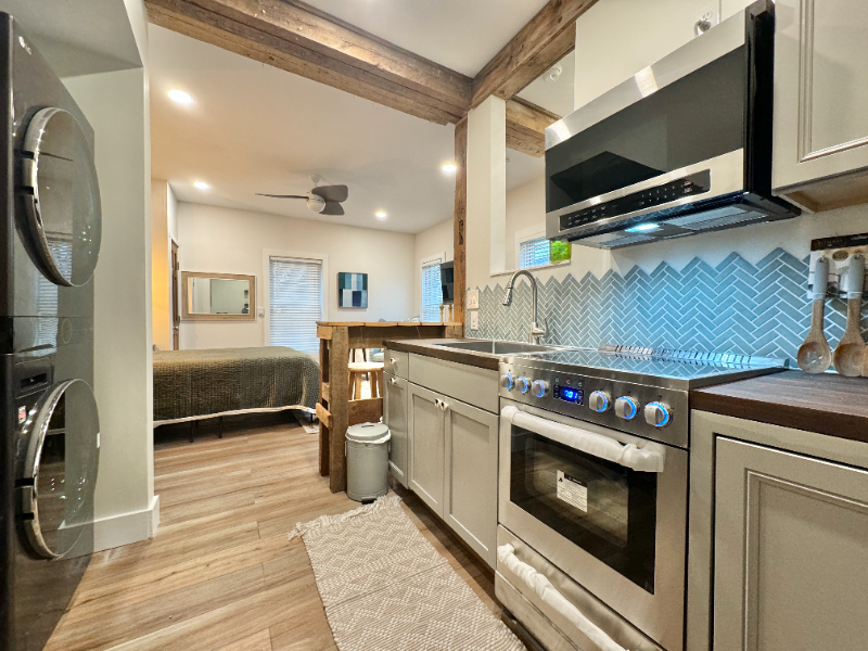 13 Mcdonald St #1stFLAPT - Photo 6 of 15
