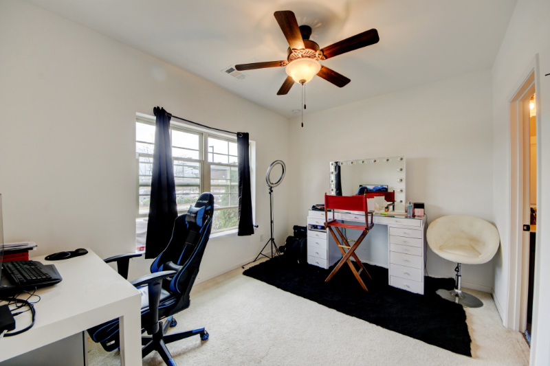 1125 Kirkland Cir - Photo 2 of 35