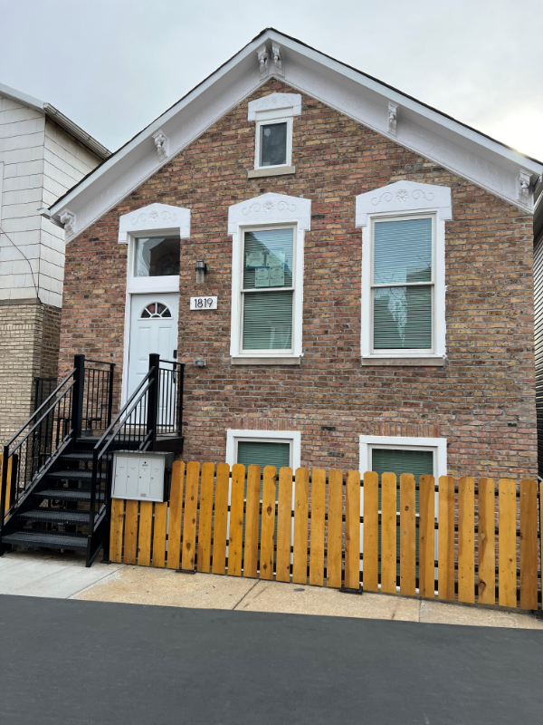 1819 S Laflin St #1REAR