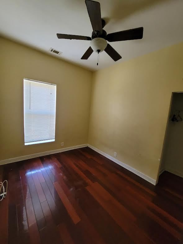 5700 S Indiana Ave #3 - Photo 7 of 8