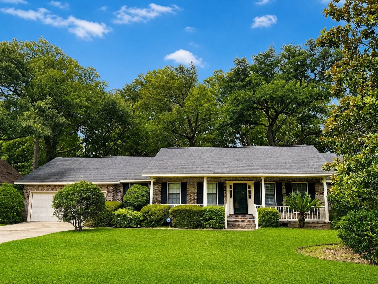 19 Brigadier Dr - Photo 2 of 45