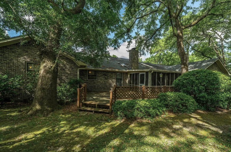 19 Brigadier Dr - Photo 4 of 45
