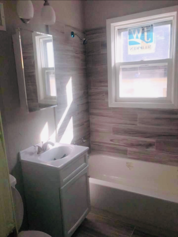4508 Askew Ave - Photo 4 of 5