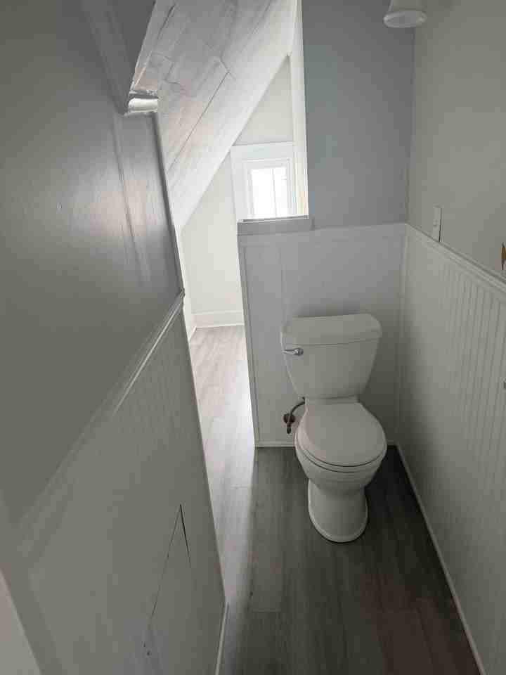 100 Nanticoke Ave #4 - Photo 4 of 14