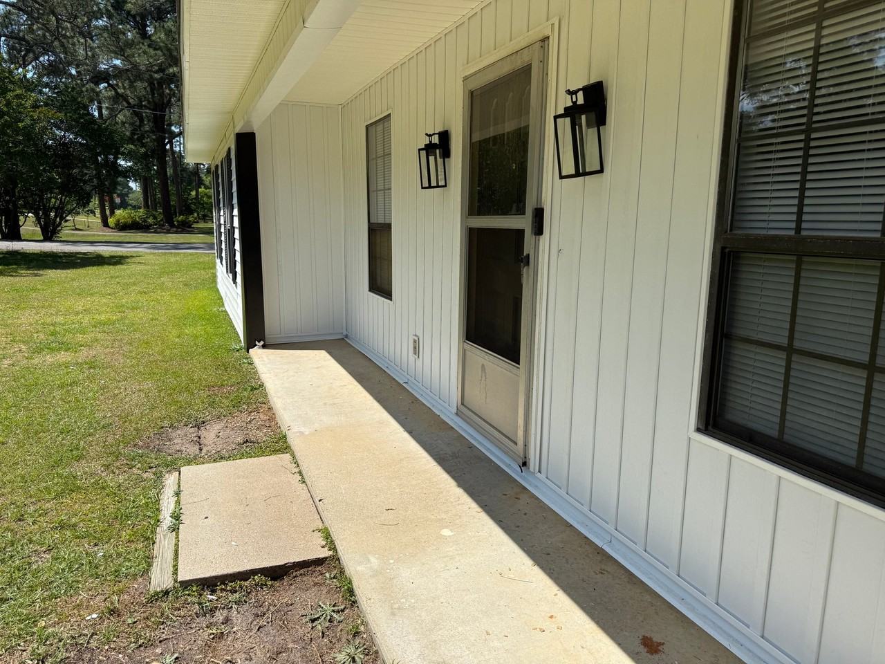 1501 Main St - Photo 3 of 20