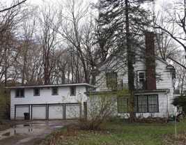 204 Pekin Ave #1 - Photo 1 of 1