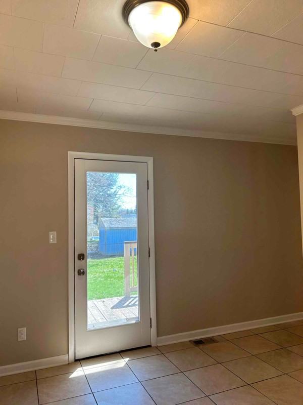 201 Delwood Dr - Photo 5 of 31