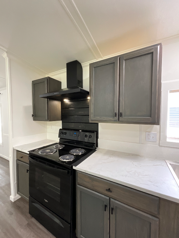 134 Atkins Rd - Photo 7 of 20