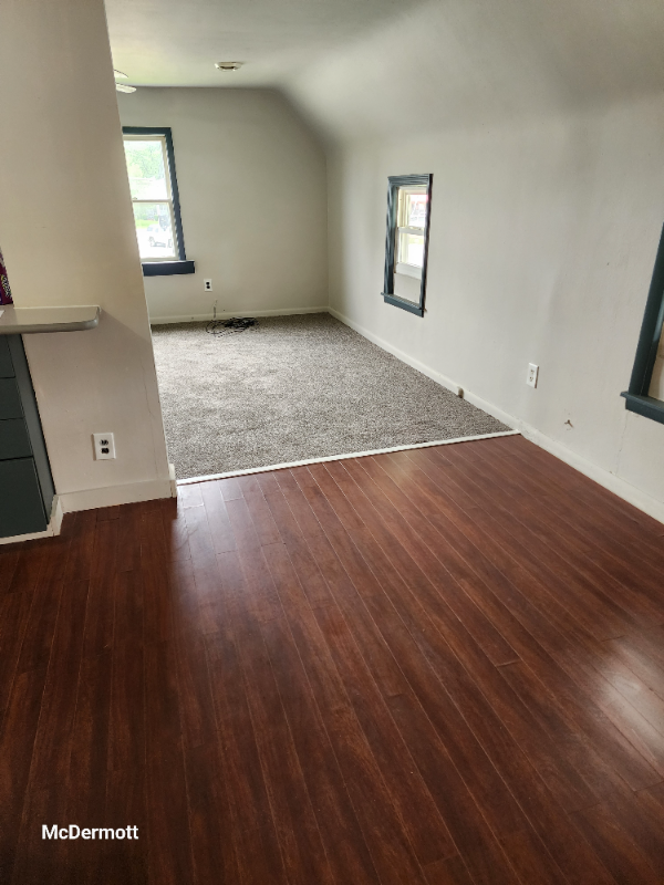 155 N Ridge Rd W #UP - Photo 3 of 8